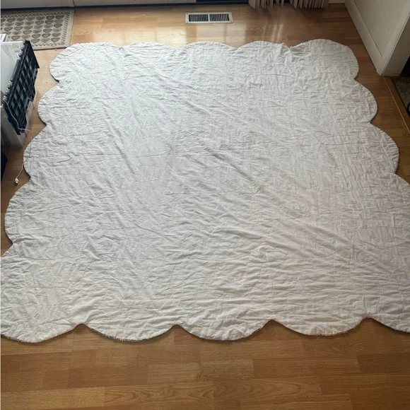 80x80 Gorgeous Vintage Double Wedding Ring Quilt - Needs Repair/Has a Few Stains - Picture 8 of 8